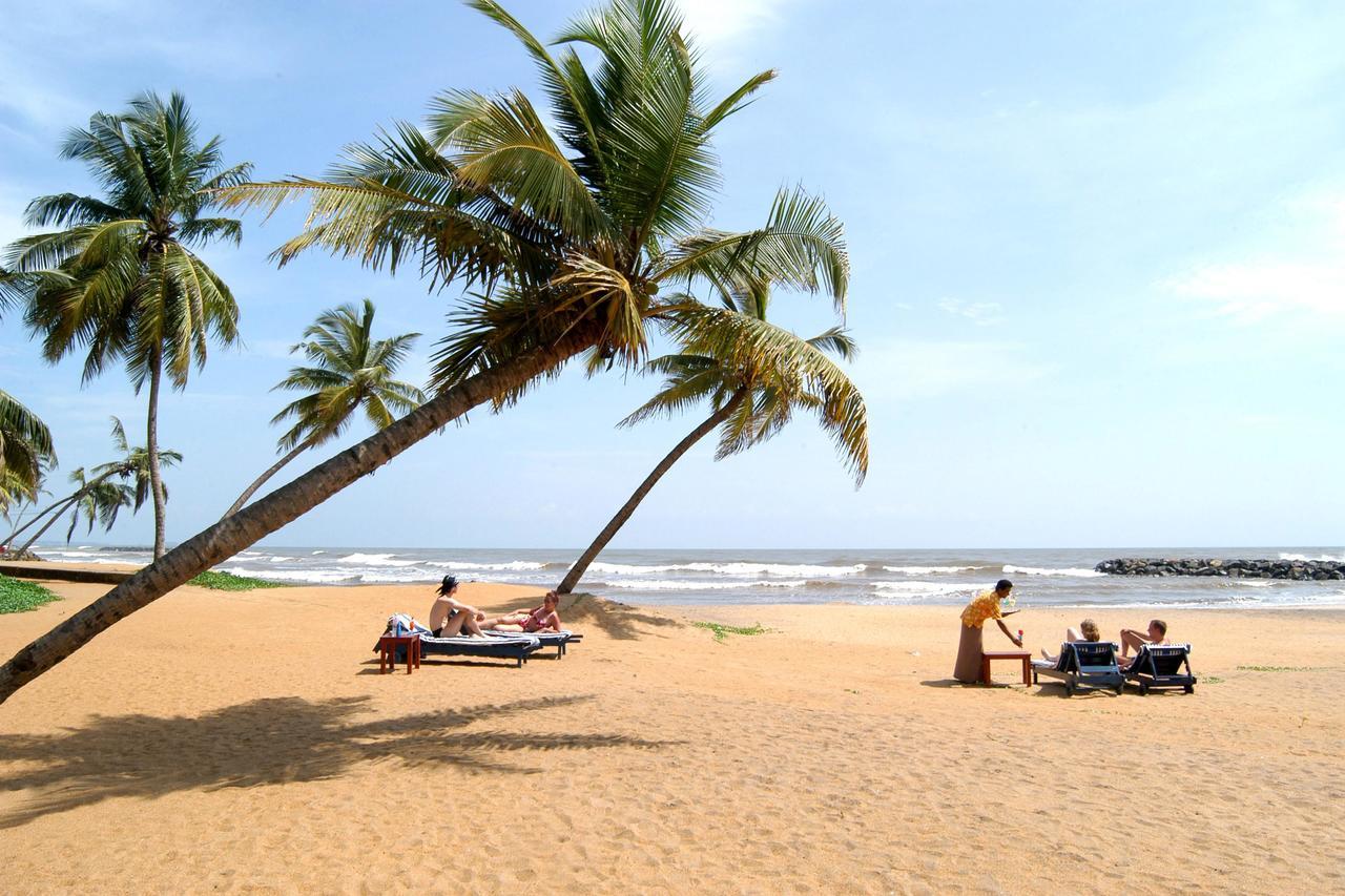 Rainbow Beach Hotel Negombo Esterno foto